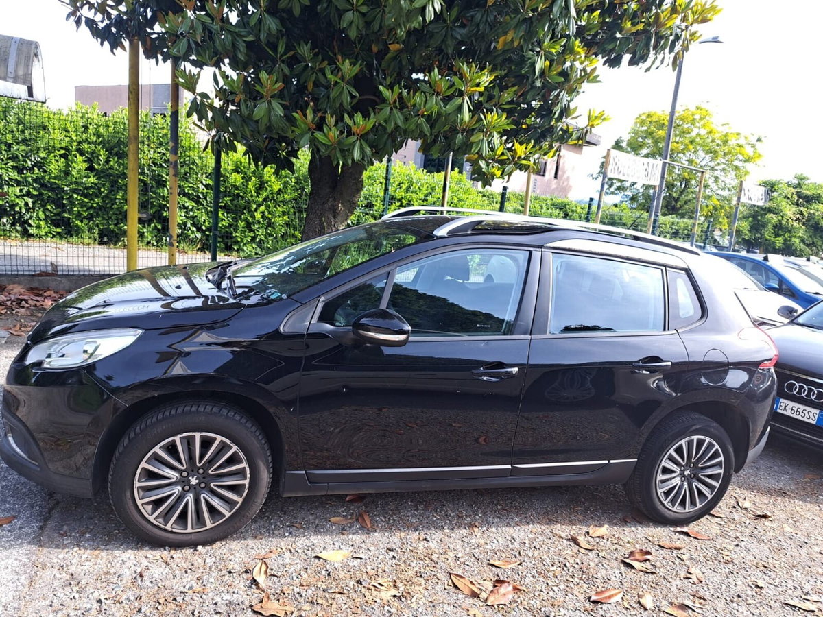 Peugeot 2008 e-HDi 92 CV Stop&Start Allure (10)