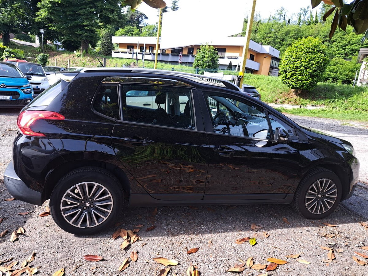 Peugeot 2008 e-HDi 92 CV Stop&Start Allure (5)