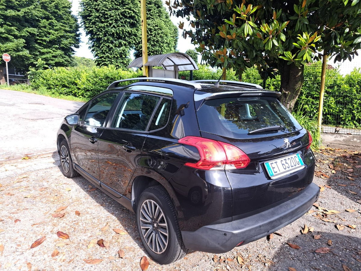 Peugeot 2008 e-HDi 92 CV Stop&Start Allure (9)