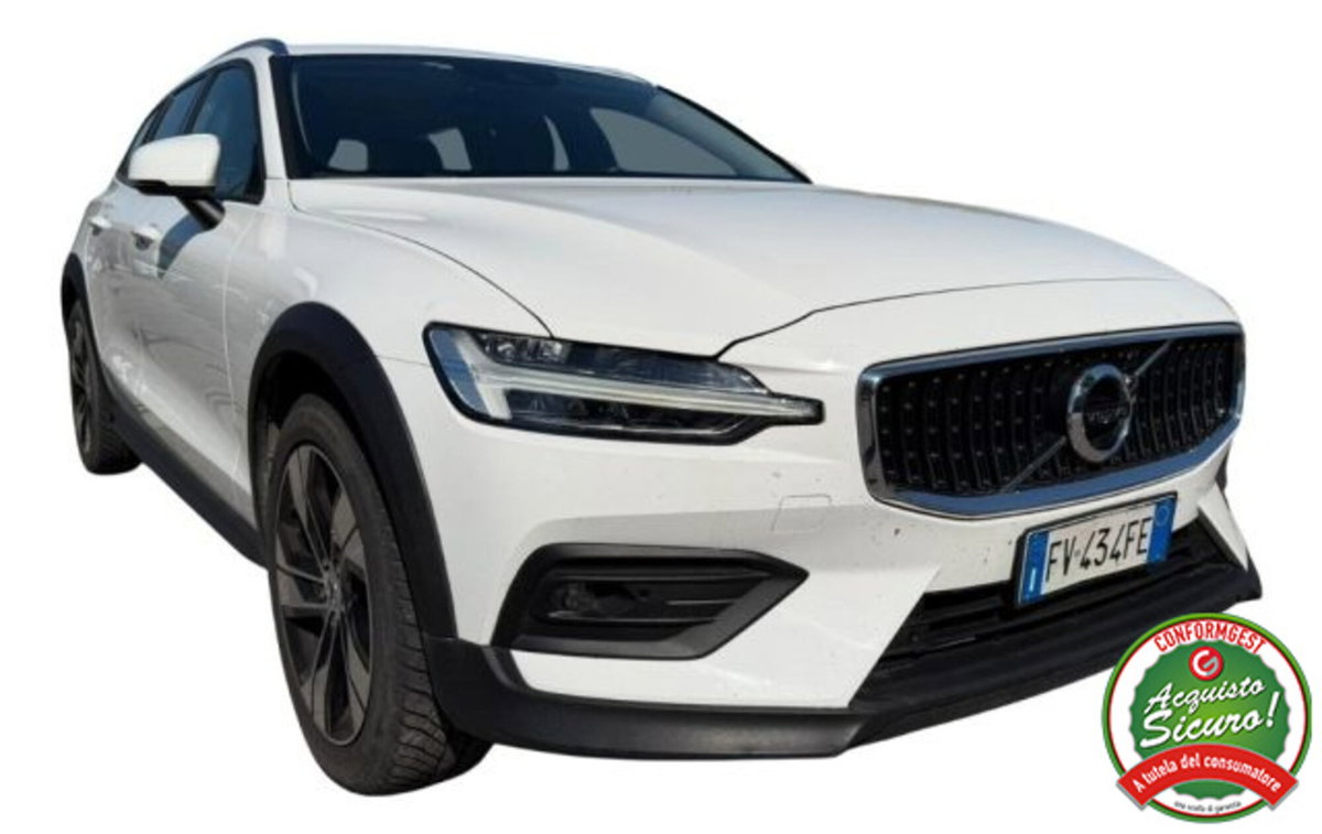 Volvo V60 Cross Country D4 AWD Geartronic Pro (2)