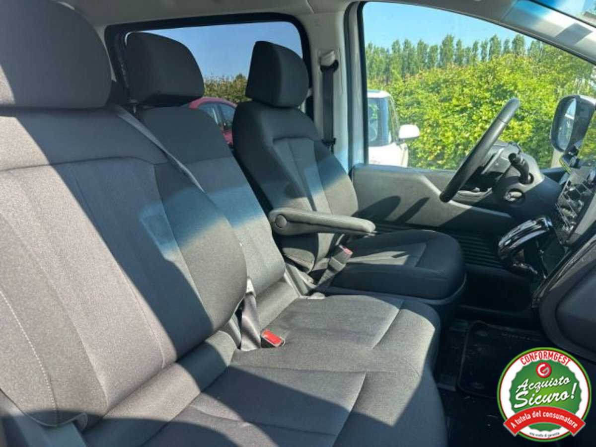 Hyundai Staria 2.2 awd auto (16)