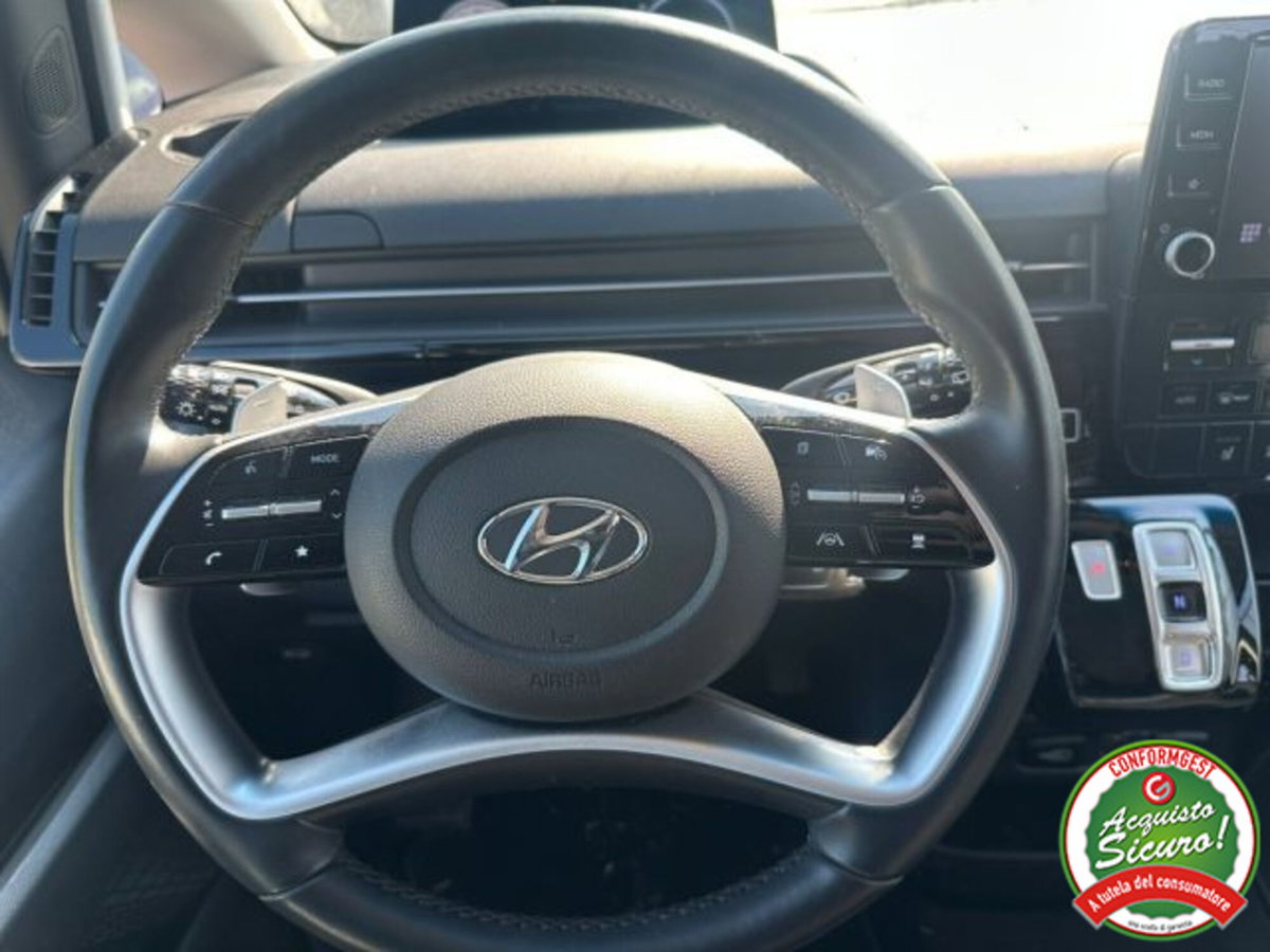 Hyundai Staria 2.2 awd auto (17)