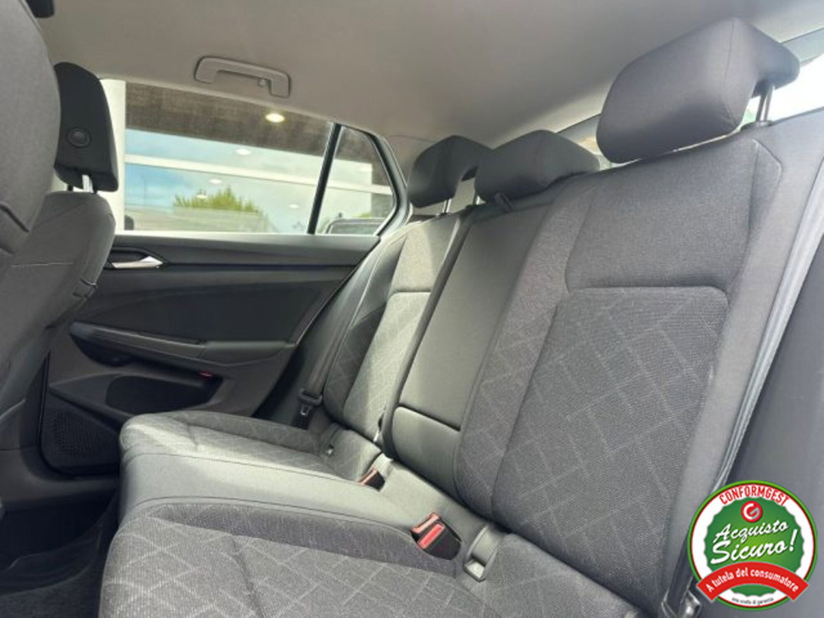 Volkswagen Golf 2.0 TDI 150 CV DSG SCR Life (14)