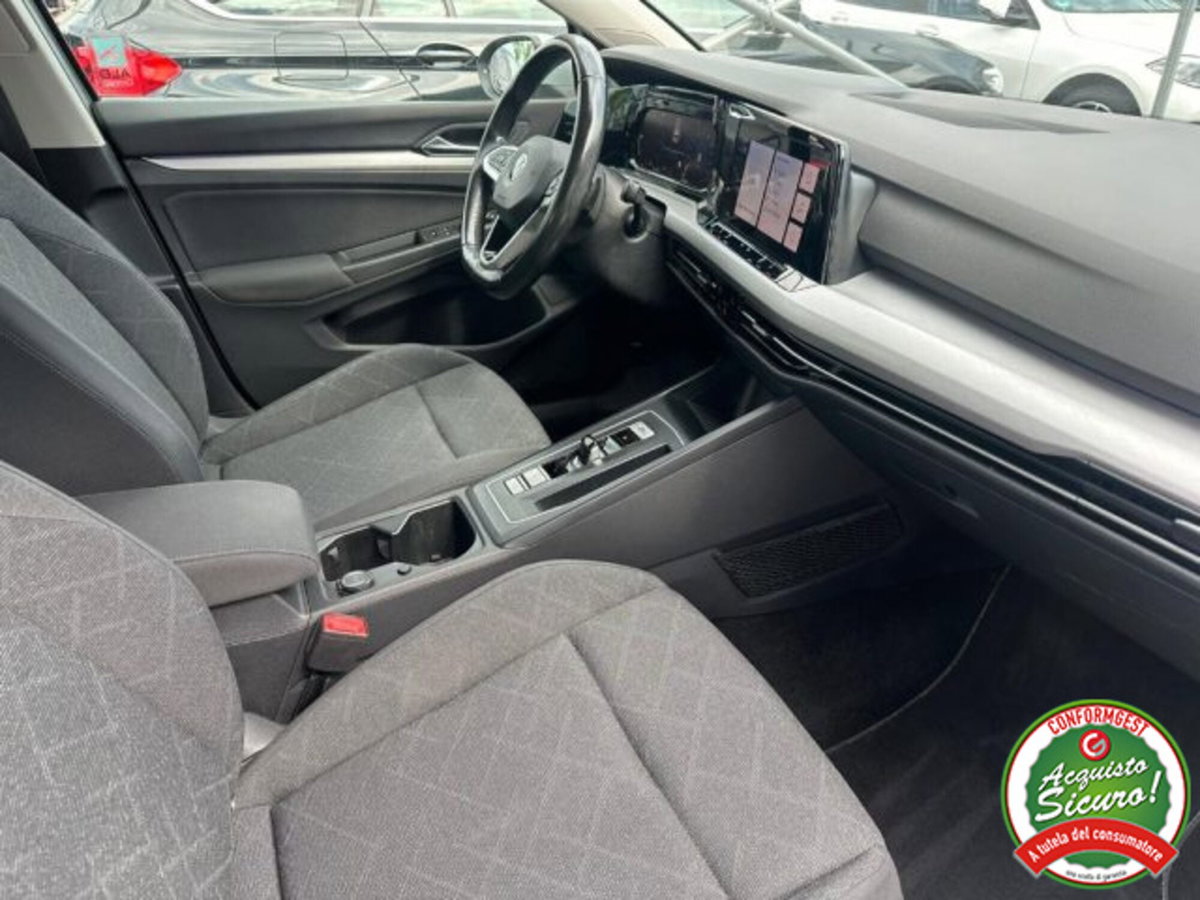 Volkswagen Golf 2.0 TDI 150 CV DSG SCR Life (17)