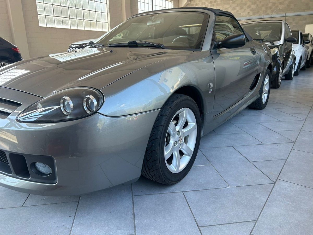 Mg TF 115 1.6 16V cat LE '03 Hard Top (5)