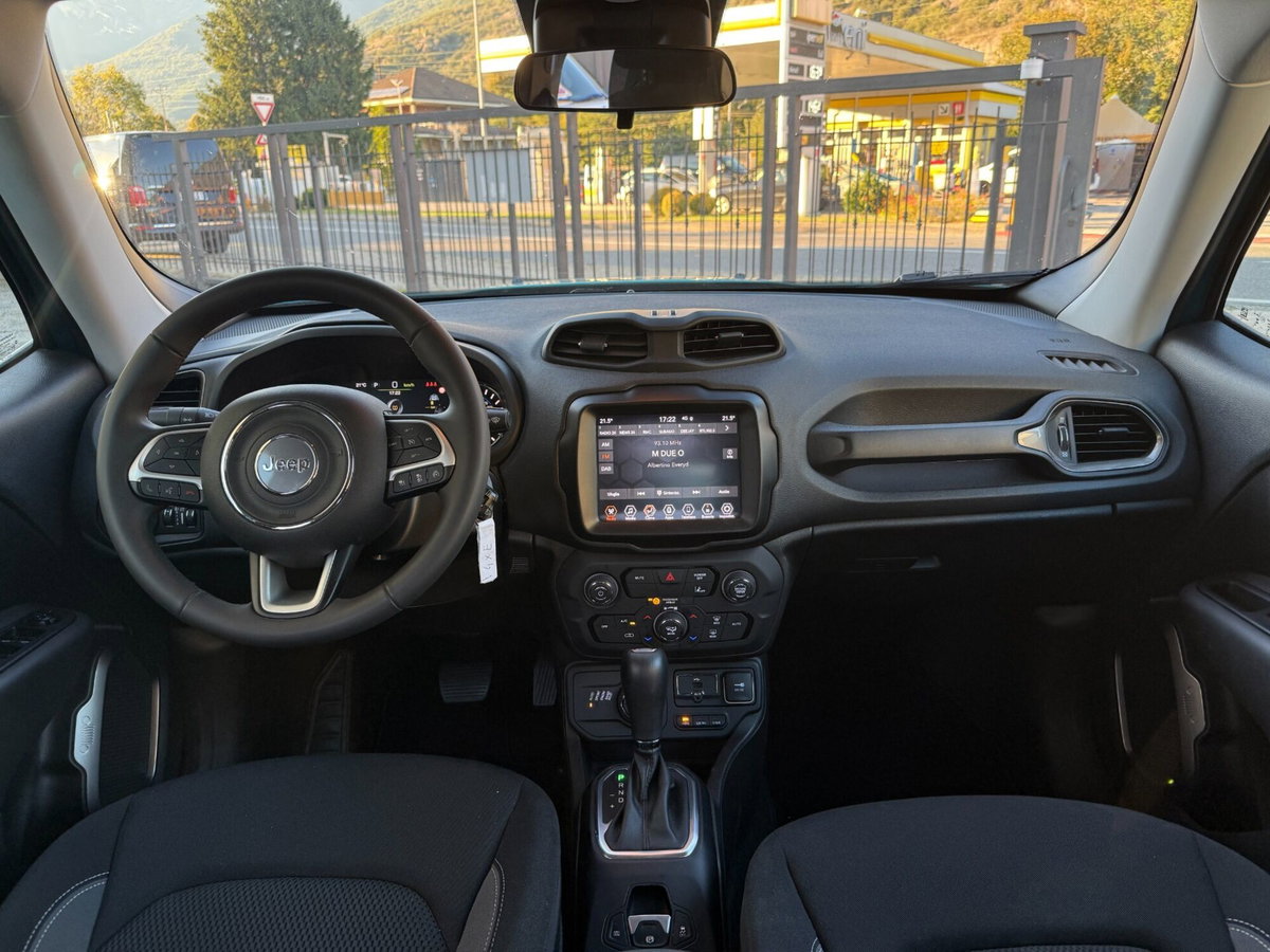 Jeep Renegade 1.3 T4 190CV PHEV 4xe AT6 Limited (13)