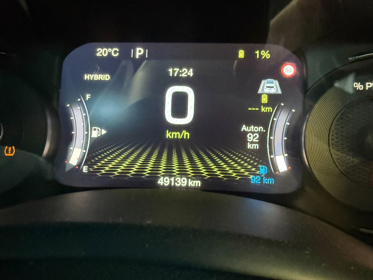 Jeep Renegade 1.3 T4 190CV PHEV 4xe AT6 Limited (8)