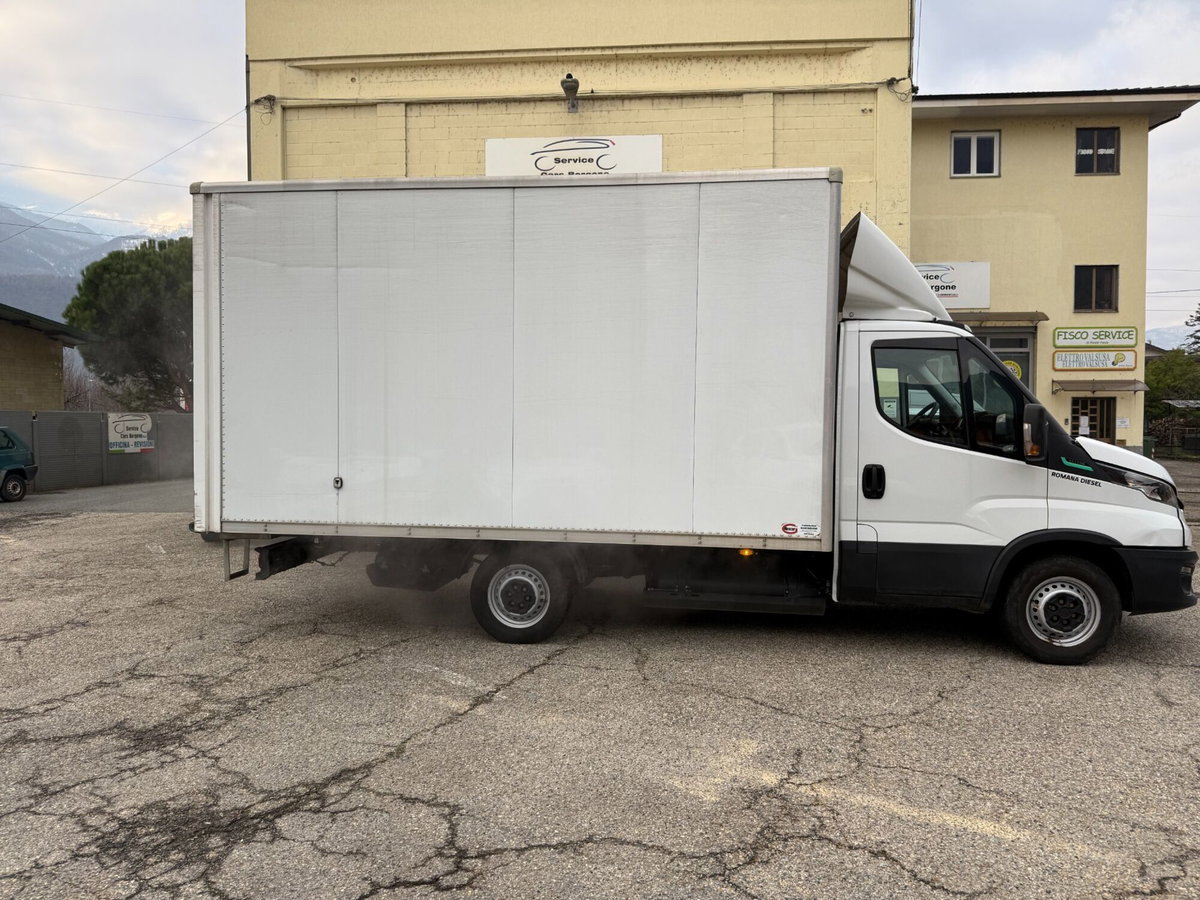 Iveco Daily Telaio 35C14N BTor 3.0 CNG PLM Cabinato (2)