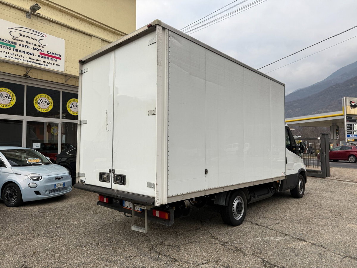 Iveco Daily Telaio 35C14N BTor 3.0 CNG PLM Cabinato (3)