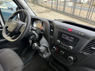 Iveco Daily Telaio 35C14N BTor 3.0 CNG PLM Cabinato (5)