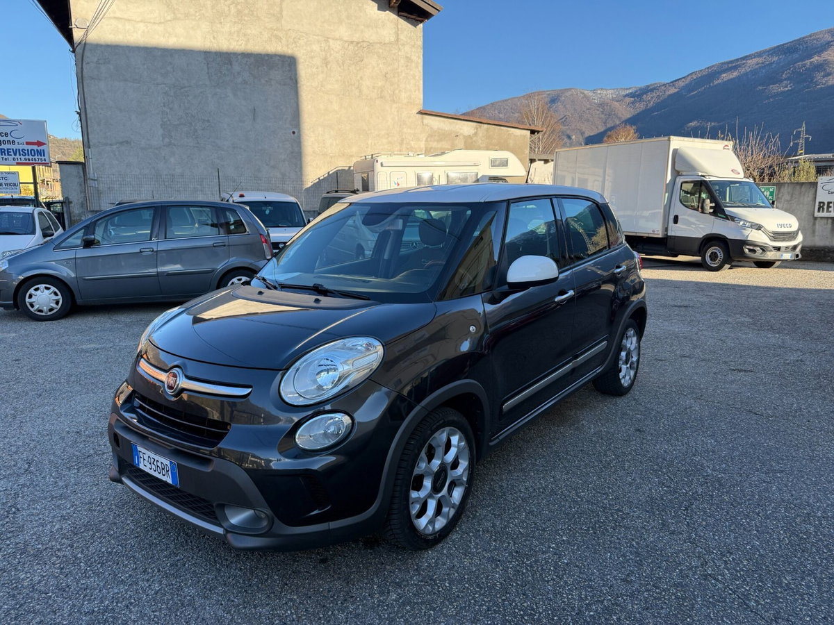 Fiat 500L 1.6 Multijet 120 CV Trekking (2)