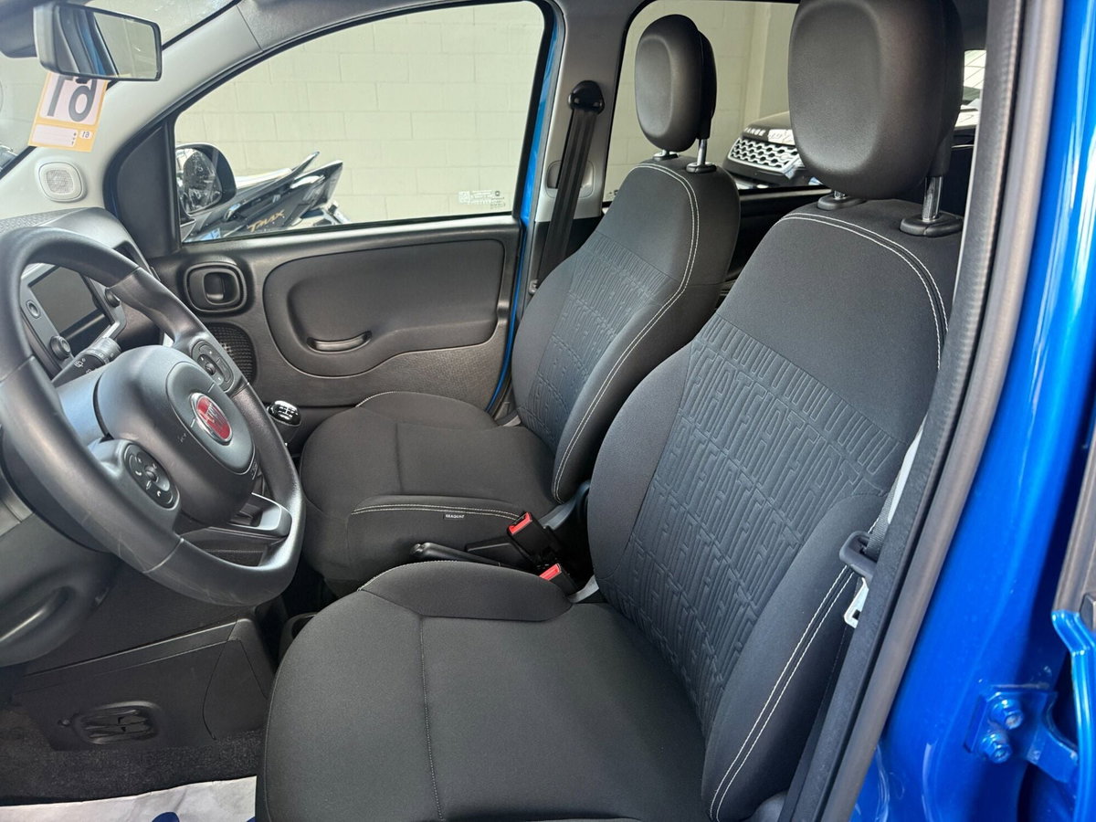 Fiat Panda 1.0 FireFly S&S Hybrid City Cross (15)