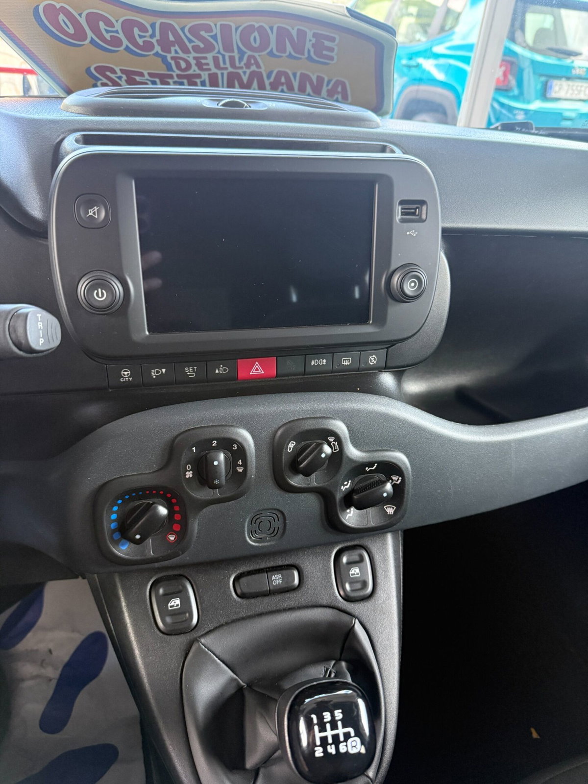 Fiat Panda 1.0 FireFly S&S Hybrid City Cross (19)