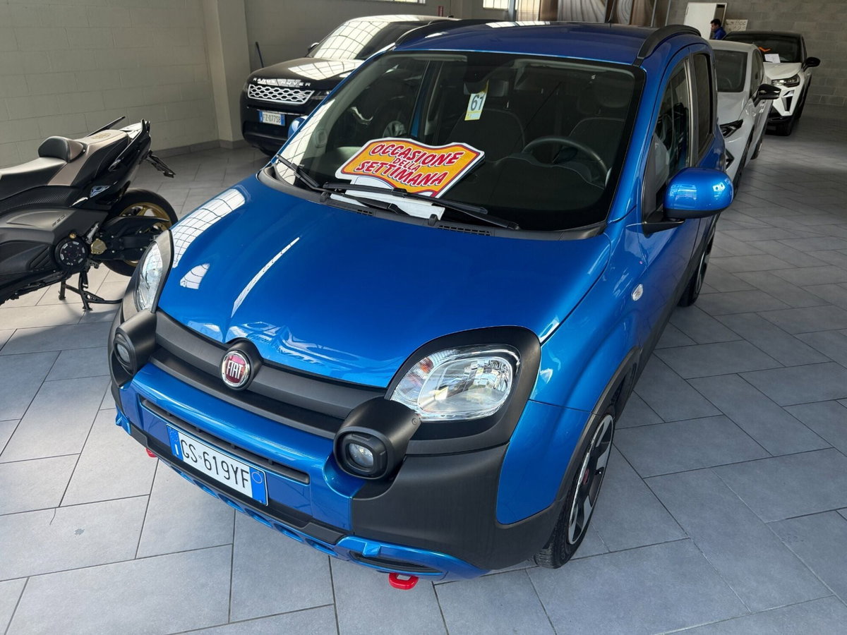 Fiat Panda 1.0 FireFly S&S Hybrid City Cross (2)