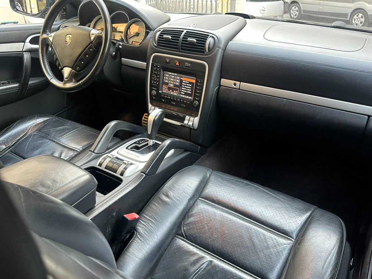 Porsche Cayenne 4.8 S (14)