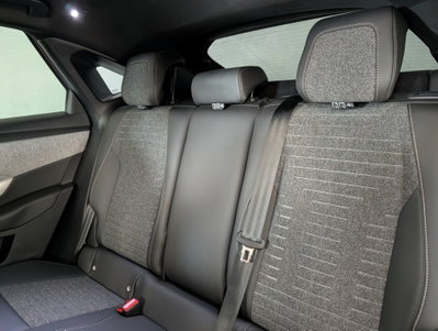 Peugeot 3008 1.2 hybrid Allure 145cv e-dcs6 (11)