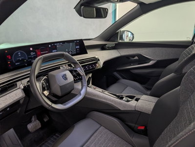 Peugeot 3008 1.2 hybrid Allure 145cv e-dcs6 (5)