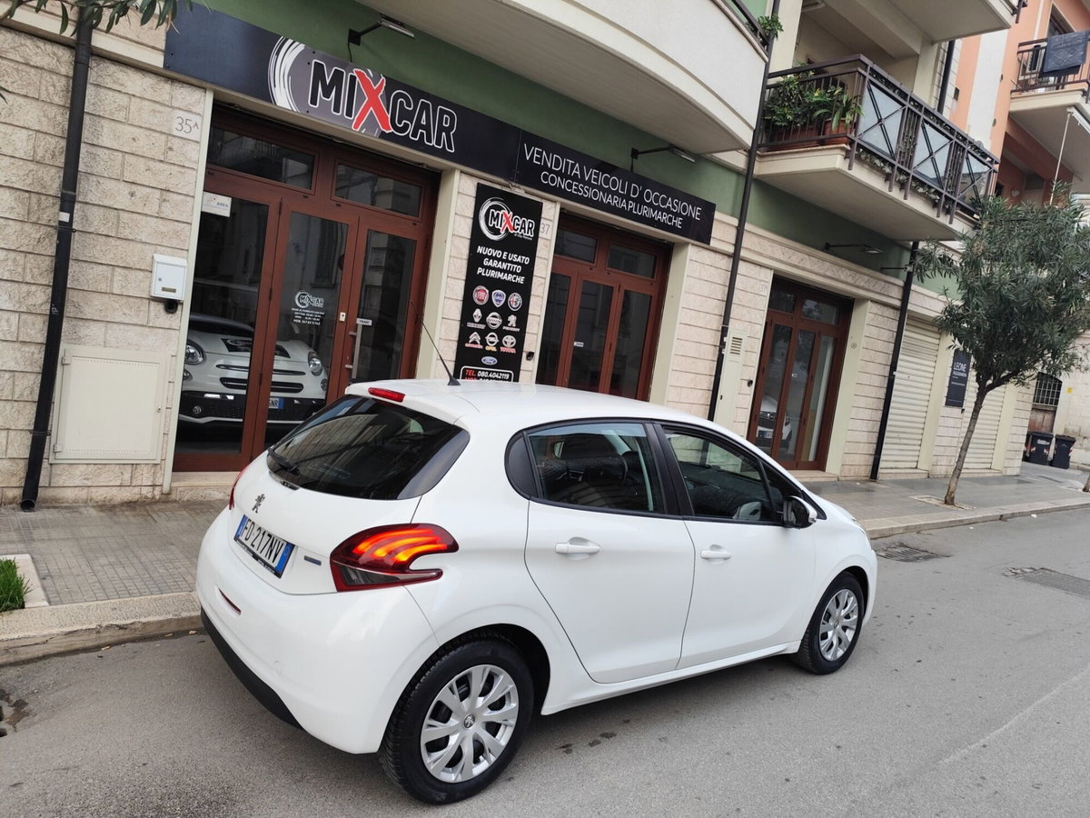 Peugeot 208 75 5 porte Active (6)
