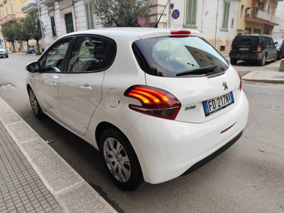 Peugeot 208 75 5 porte Active (7)