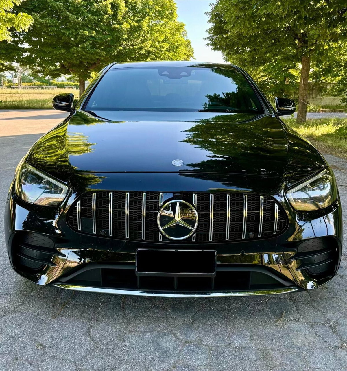 Mercedes-Benz Classe E 220 d Auto Business Sport (2)