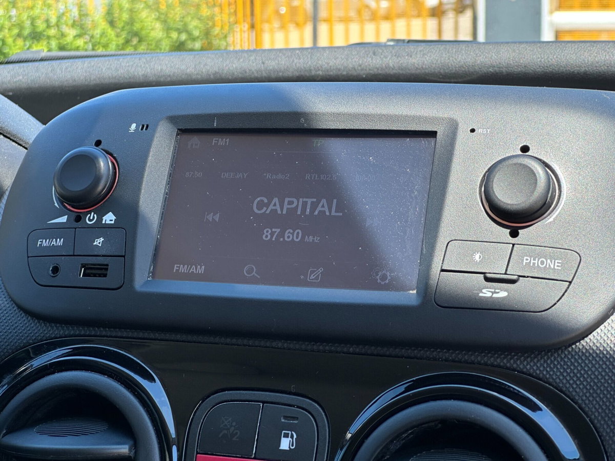 Fiat Qubo 1.4 8V 77 CV Lounge Natural Power (19)