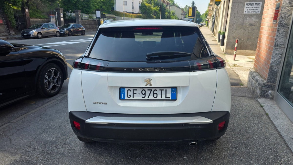 Peugeot 2008 BlueHDi 110 S&S Active Pack (5)