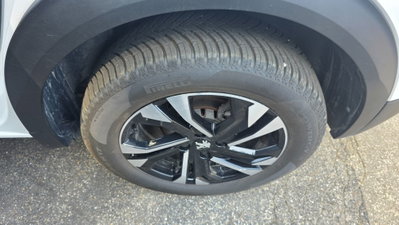 Peugeot 2008 BlueHDi 110 S&S Active Pack (8)