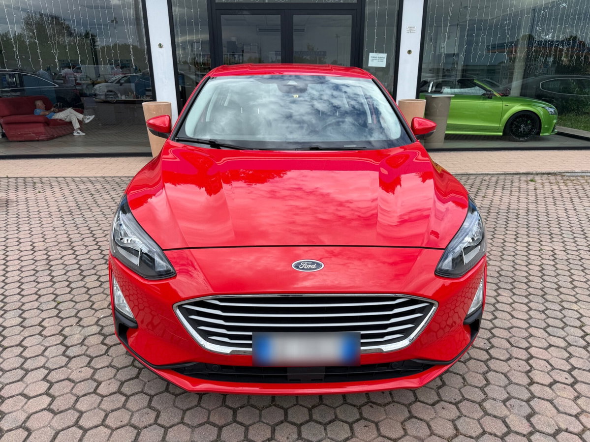 Ford Focus 1.5 EcoBlue 95 CV 5p. Business (2)
