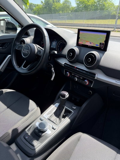 Audi Q2 Q2 30 TDI S tronic Business (14)