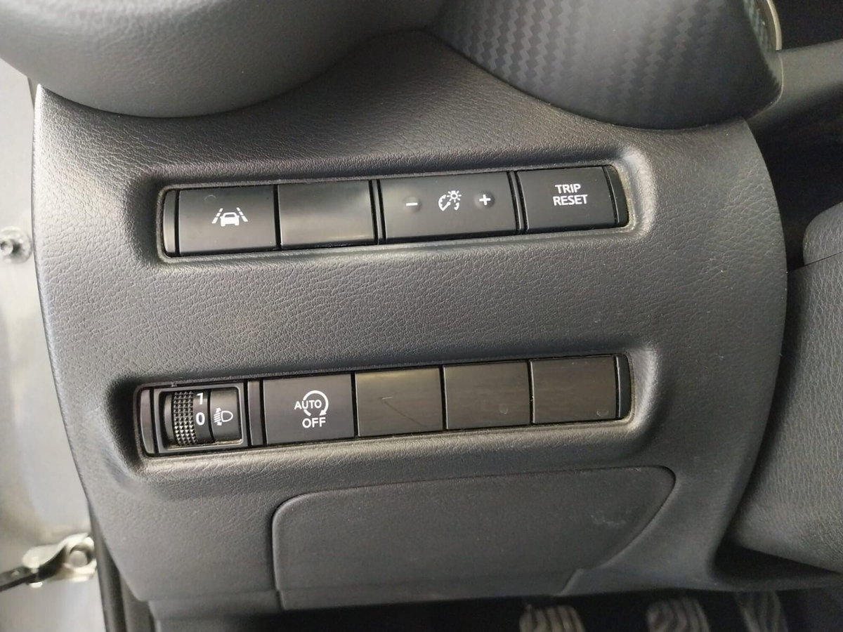 Nissan Juke 1.0 dig-t Tekna 114cv (9)