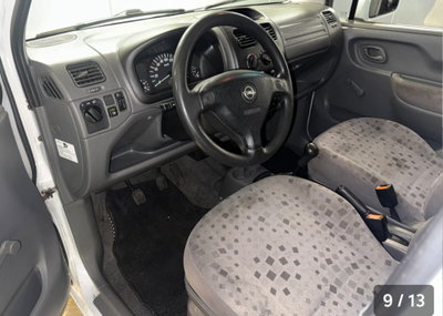 Opel Agila 1.0 12V Comfort (8)