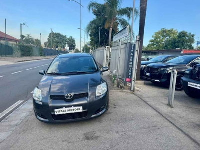 Toyota Auris 2.0 D-4D DPF 5 porte Sol (2)