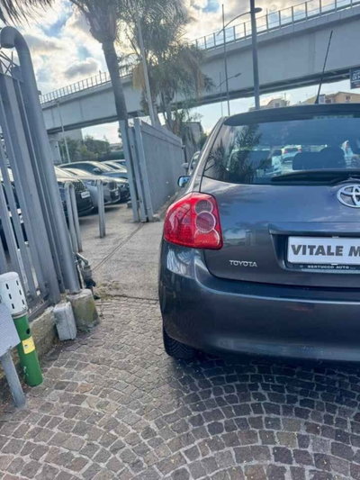 Toyota Auris 2.0 D-4D DPF 5 porte Sol (8)