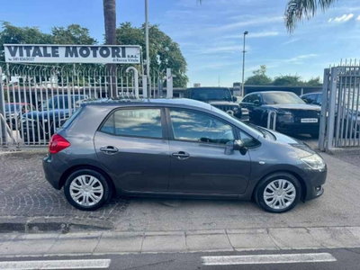 Toyota Auris 2.0 D-4D DPF 5 porte Sol (9)