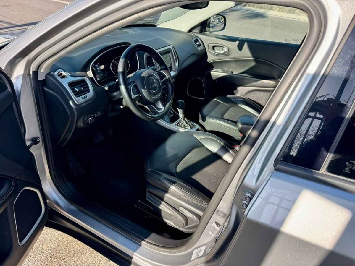 Jeep Compass 2.0 Multijet II 4WD Longitude (17)