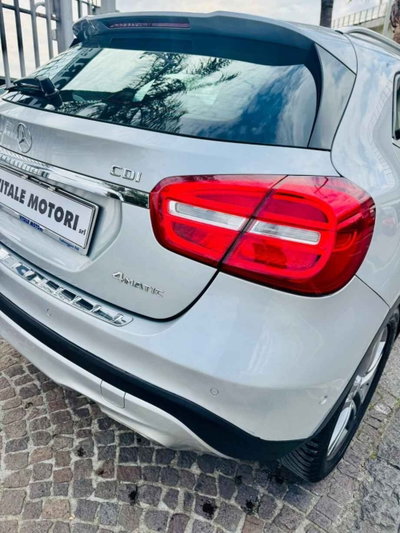Mercedes-Benz GLA SUV 220 CDI Automatic 4Matic Premium (10)