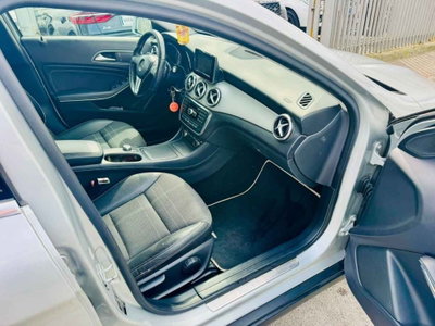 Mercedes-Benz GLA SUV 220 CDI Automatic 4Matic Premium (15)