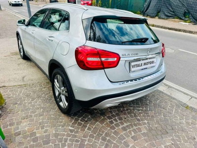 Mercedes-Benz GLA SUV 220 CDI Automatic 4Matic Premium (6)
