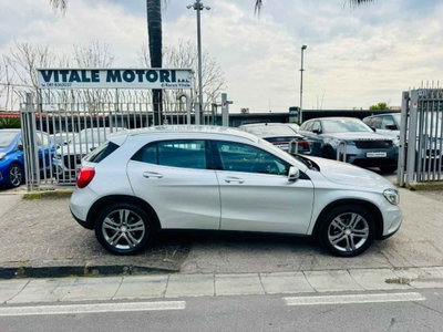 Mercedes-Benz GLA SUV 220 CDI Automatic 4Matic Premium (9)