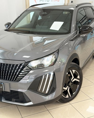 Peugeot 2008 1.2 turbo Allure 100cv (2)