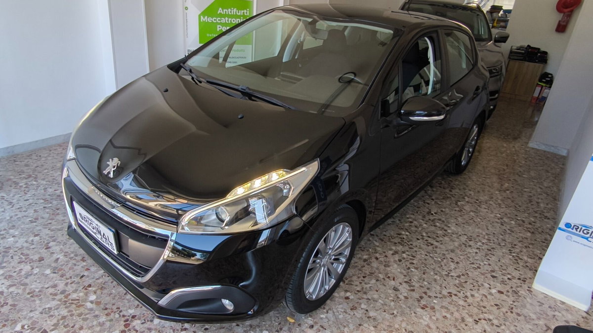 Peugeot 208 75 5 porte Active (4)