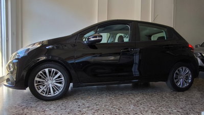 Peugeot 208 75 5 porte Active (8)