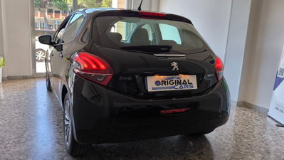 Peugeot 208 75 5 porte Active (9)