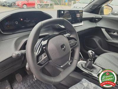 Peugeot 2008 PureTech 100 S&S Allure (9)