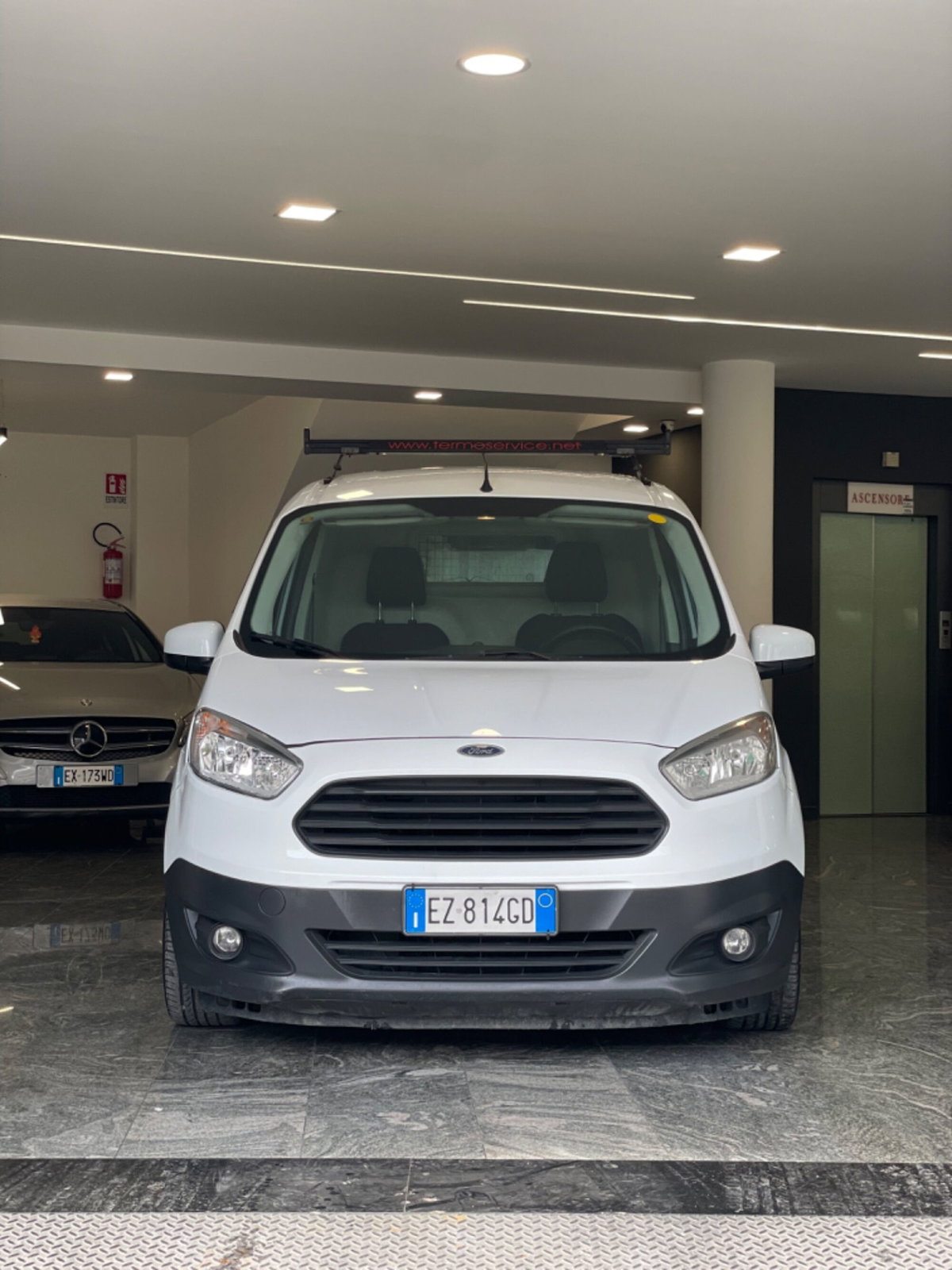 Ford Transit Courier 1.5 TDCi 75CV  Entry (2)