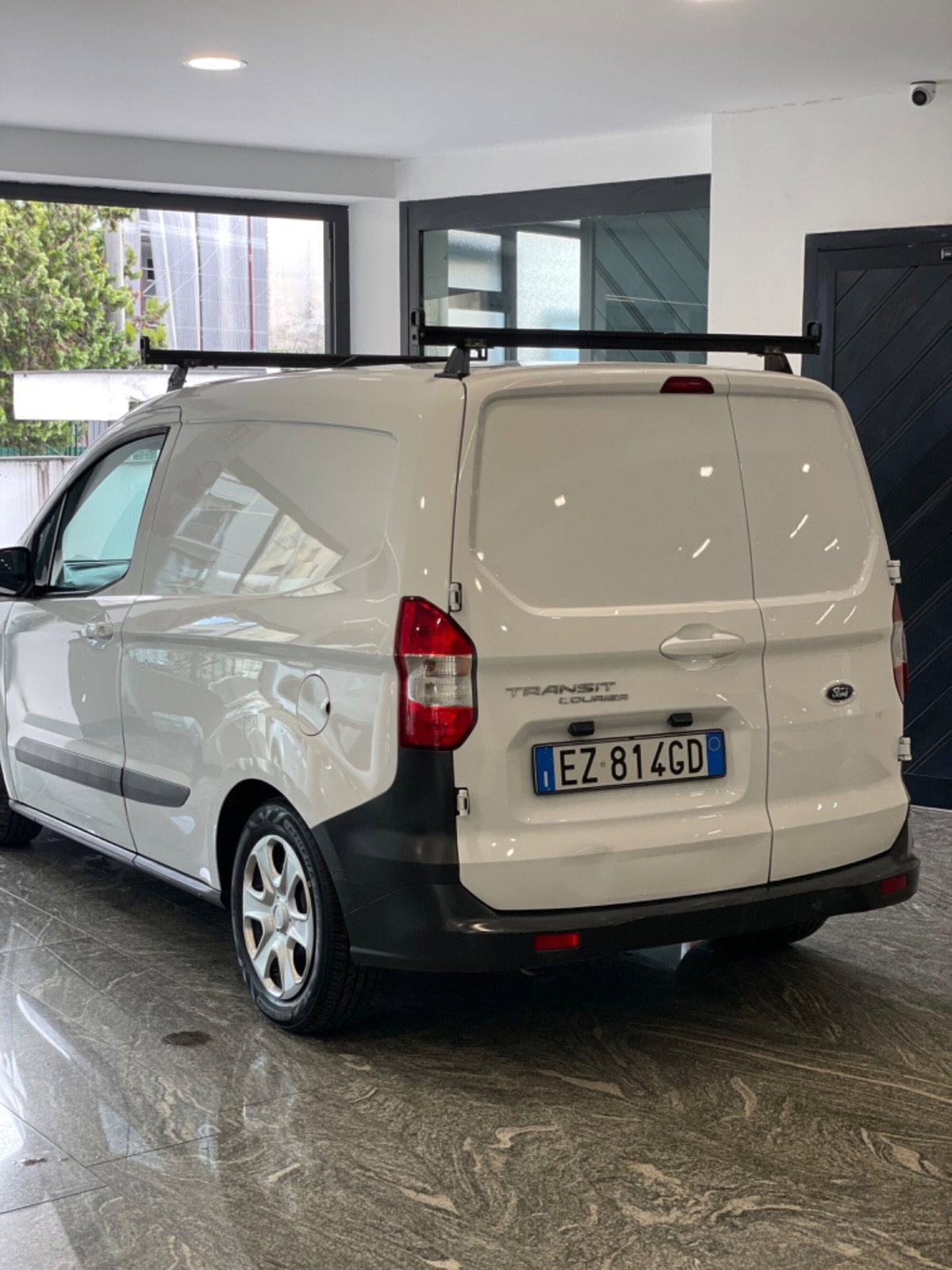 Ford Transit Courier 1.5 TDCi 75CV  Entry (5)