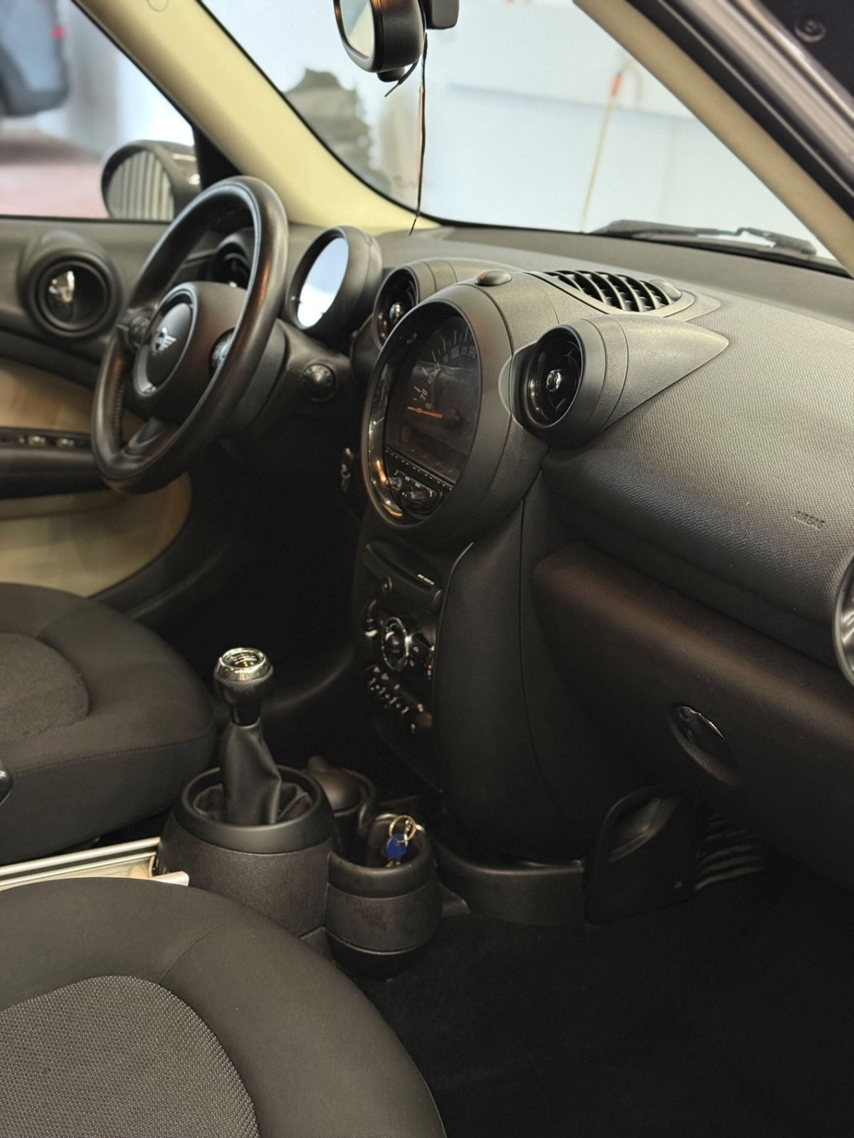 MINI Mini Countryman 1.6 Cooper D Countryman (12)