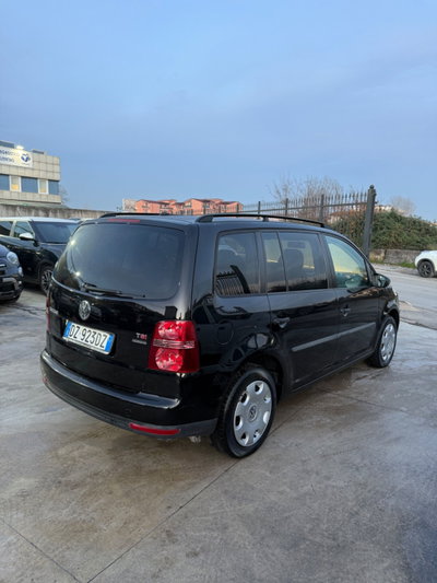 Volkswagen Touran 16V TSI 150CV DSG Trendline Ecofuel (6)