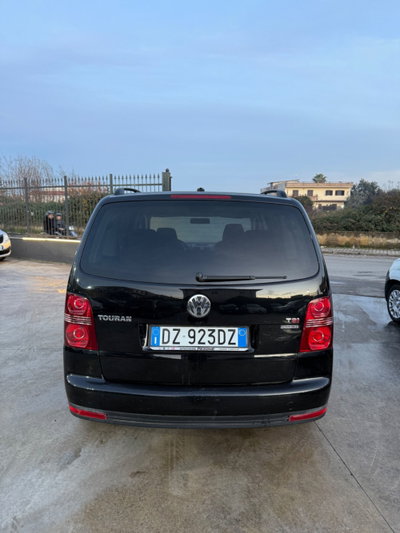 Volkswagen Touran 16V TSI 150CV DSG Trendline Ecofuel (7)
