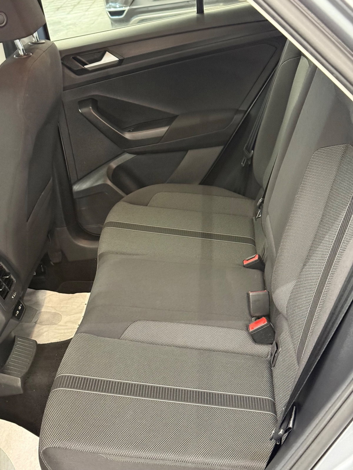 Volkswagen T-Roc 1.0 TSI Style (12)